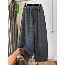 批发德绒复合真超特大码300斤<b class='q'>休闲裤</b>女弯刀裤加绒加厚保暖2025