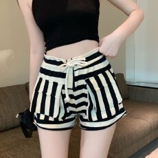 批发高腰条纹<b class='q'>短裤</b><b class='q'>女</b>夏季松紧腰宽松阔腿裤外<b class='q'>穿</b>显瘦<b class='q'>运动</b>A字辣妹热裤子