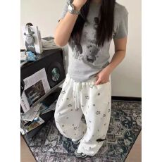 批发星星印花设计日系学院风休闲<b class='q'>裤</b>春季新款阔腿显瘦直筒<b class='q'>裤</b>子休闲长<b class='q'>裤</b>