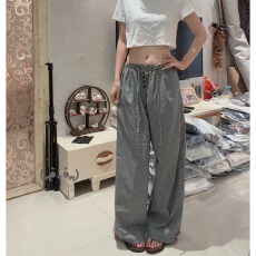 批发黑<b class='q'>白</b>格子设计休闲裤女2026春秋新款时尚高腰宽松显瘦垂感
