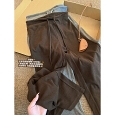 批发原版面料<b class='q'>大码</b>300斤松弛感微喇卫裤女秋高腰垂感显瘦遛弯