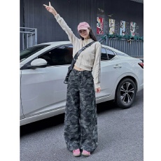 批发<b class='q'>时尚</b>高腰阔腿美式工装迷彩牛仔裤女2026春秋新款宽松显瘦拖地裤潮