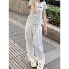 批发白色褶皱阔腿<b class='q'>牛仔裤</b>女学生外穿时尚高腰宽松显瘦显高收腹阔腿长裤