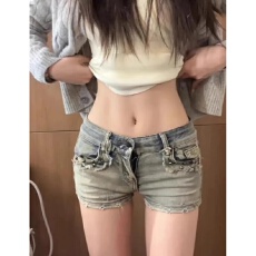 批发2026美式短裤辣妹<b class='q'>紧身</b>牛仔超短裤女复古色夏季新款百搭打底热短裤