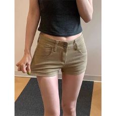 批发辣妹复古牛仔短裤女夏季新款<b class='q'>时尚</b>百搭修身显瘦高腰a字包臀热裤潮