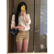 批发卡其<b class='q'>短裤</b><b class='q'>女</b>春夏显瘦显高小个子辣妹低腰外穿包臀直筒休闲超短热裤