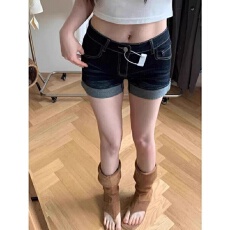 批发辣妹直筒<b class='q'>热裤</b>牛仔裤女春夏季新款显瘦设计感<b class='q'>休闲</b>卷边牛仔短裤子潮