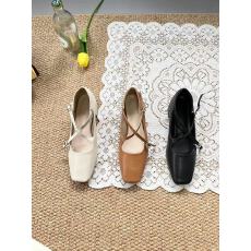 批发交叉带玛丽珍单鞋方头粗跟气质小皮鞋百搭小香风女鞋