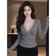 批发性感灰色蕾丝拼接v领长袖T恤女秋冬内搭可外穿打底衫短款修身上衣