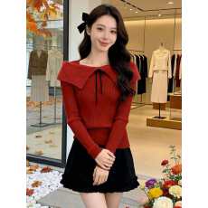 批发红色一字肩针织衫女装2025新款秋冬季设计感独特超好看毛衣上衣服