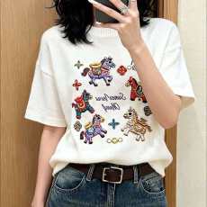 批发2026新款红色短袖t恤女重工马图案印花宽松大码内搭本命年上衣服