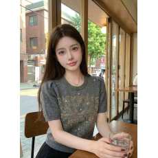 批发春款2026新款女装针织chic气质上衣短袖高端小资独特漂亮