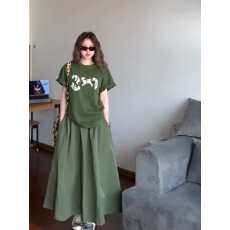 批发美式复古短袖T恤女夏季新款大码胖mm慵懒设计感大宽松高腰半身裙