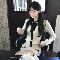 批发2025韩系韩漫撩精 黑白撞色蝴蝶结针织开衫半身短裙两件套