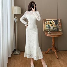 批发2025韩系秋冬蕾丝气质网纱拼接修身纯欲复古法式羽毛拼接<b class='q'>连衣裙</b>