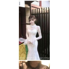 批发2025法式温柔风蕾丝收腰<b class='q'>连衣裙</b>高级感气质名媛鱼尾绝美长裙