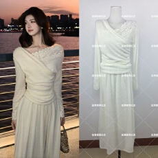 批发木子李的李暮纱雪缕法式长袖针织<b class='q'>蕾丝</b>拼接上衣垂感半身裙<b class='q'>套装</b>