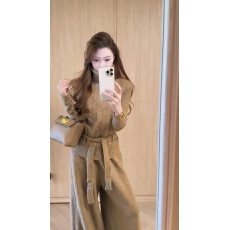 批发2025韩系秋冬新款气质麻花背心+高领针织打底衫+阔腿裤三件套装