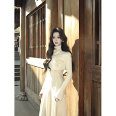 批发有洧蝴蝶少女气质<b class='q'>长袖</b>复古长款中式蕾丝<b class='q'>连衣</b>裙25SS0990