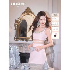 批发2025布达佩斯千金少<b class='q'>女</b>感满钻领口腰部镂空蝴蝶结亮丝<b class='q'>西装</b>连衣裙