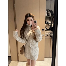 批发韩系<b class='q'>休闲</b><b class='q'>套装</b>女秋冬季巨好看麻花针织衫毛衣外套上衣半身裙两件