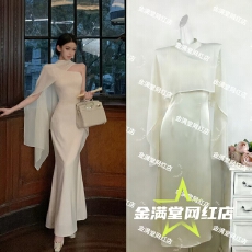 批发JAYKY YANG月光舒曼圆领卷边雪纺罩衫斜肩直筒<b class='q'>收腰</b>连衣裙套装