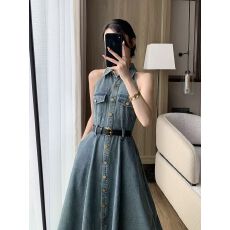 批发2026复古无袖<b class='q'>牛仔</b><b class='q'>连衣裙</b>女夏季新款高级通勤收腰显瘦气质
