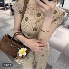 批发2026纯欲风时尚套<b class='q'>装</b>修身气质<b class='q'>上衣</b>两件春季新款显瘦阔腿<b class='q'>裤</b>