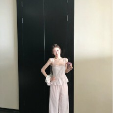 批发高级小众不撞款套装女夏季小个子<b class='q'>吊带</b><b class='q'>背心</b>阔腿休闲裤两件套