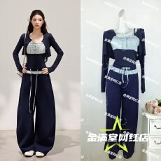 批发谢不肉 2026格纹拼接吊带背心短<b class='q'>款</b>开衫<b class='q'>女</b>春季休闲长裤三件套装