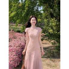 批发2026凌茜恣禾桃坞风新中式立领立体花大A摆长款旗袍<b class='q'>连衣裙</b>