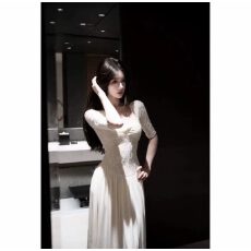 批发2026春日部米杏雅叙法式复古收腰<b class='q'>中袖</b>大摆连衣裙