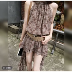 批发莉莉子-紫夜赠同色<b class='q'>打底</b>裤+腰带设计感夏季度假风气质裙摆连衣裙