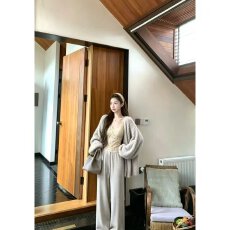 批发2026年秋季新款<b class='q'>女</b>装针织开衫阔腿裤蕾<b class='q'>丝</b>吊带背心<b class='q'>三</b>件套装