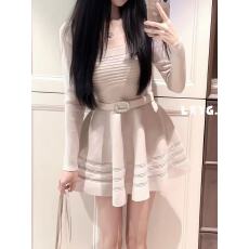 批发LXYG秋季法式气质名媛方领针织长袖<b class='q'>连衣裙</b>女修身A字收腰<b class='q'>蓬蓬裙</b>