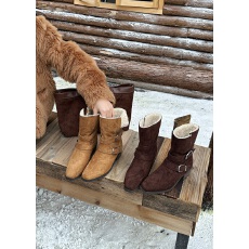 批发2025新款秋冬复古方头粗跟短靴女<b class='q'>韩版</b>皮带扣小众西部马丁靴