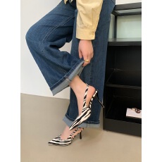 女鞋2026春季新品女鞋尖头时尚百搭方扣饰高跟后带细跟高跟鞋