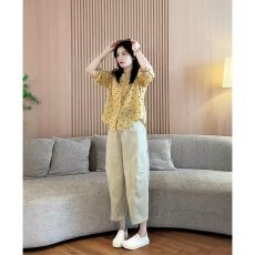 批发设计感女<b class='q'>夏</b>装套装小众波点衬衫女<b class='q'>夏</b>季新款宽松上衣休闲裤两件套