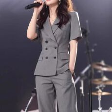 批发2026超火<b class='q'>夏</b>装一整套轻奢高级感大方得体干练气质西装上衣裤子套装