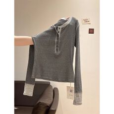 批发【官图 原版质量260克】设计小众纽扣撞色长袖t恤女春<b class='q'>秋</b>打底衫