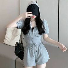 批发运动休闲套装女春夏2026新款盐系炸街<b class='q'>卫衣</b>短裤薄款时尚减龄两件套