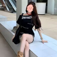 批发夏季修身辣妹收腰斜肩设计感上衣单肩露肩吊带宽松短袖t恤<b class='q'>欧美风</b>