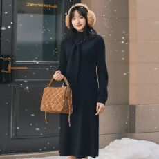 批发实拍~设计感秋冬新款<b class='q'>V领</b>可拆卸围脖针织打底<b class='q'>连衣裙</b>长款过膝毛衣潮