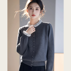 批发实拍~法式温柔花边领长袖针织开衫女2025新款<b class='q'>甜美</b>减龄毛衣外套ins