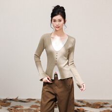 实拍~假两件撞色拼接小v领打底针织衫女2025秋冬休闲气质长袖内搭