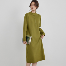 批发实拍~打底长款毛衣内搭高领针织大衣女2025冬保暖宽松显瘦<b class='q'>连衣裙</b>