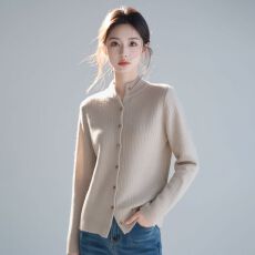 批发实拍~纯色简约立领单排扣长袖针织开衫女2026<b class='q'>新款</b>修身百搭毛衣ins