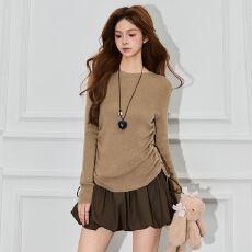 实拍~2026新款韩系纯色圆领长袖T恤女抽绳收腰设计感休闲打底上衣