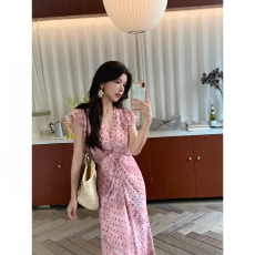 批发【纯情<b class='q'>巴洛克</b>】定染粉调扎染收腰荷叶波点V领<b class='q'>连衣裙</b>