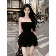 批发2025秋冬季优雅轻奢纯欲风黑色无袖露肩一字领抹胸拼接网纱连衣裙